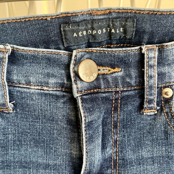 Aeropostale size 8 Blue Skinny Jeans with Distressed Details - Picture 3 of 8